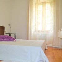 Camera da letto dopo l'intervento di home staging